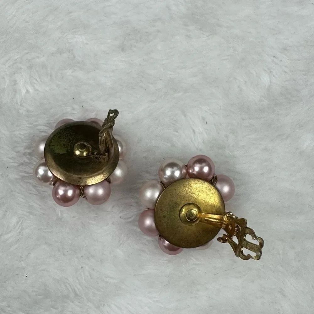 Vintage Flower Pink Pearl Cluster Clip Earrings Gold Tone JAPAN‎ Womens Jewelry